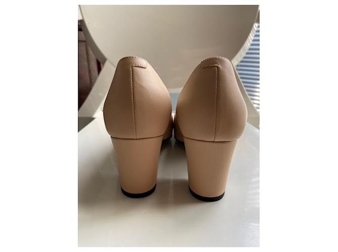 Chanel Décolleté bicolore Nero Beige - vista 4