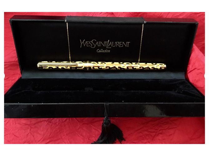 Yves Saint Laurent ChYC Penna Roller Placcato Oro D'oro - vista 3