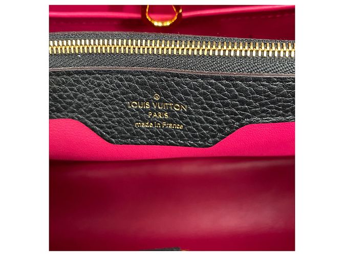 Louis Vuitton Capucines Borsa in pelle nera granulata Nero - vista 6