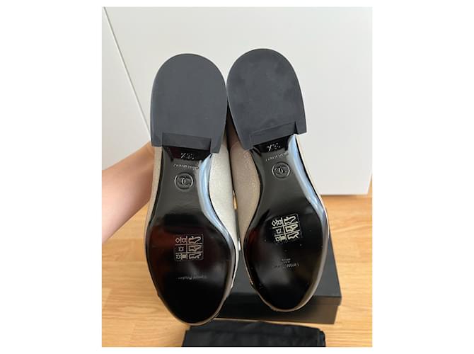 pompe/Taglia derby CHANEL 36,5 Nero Beige - vista 3