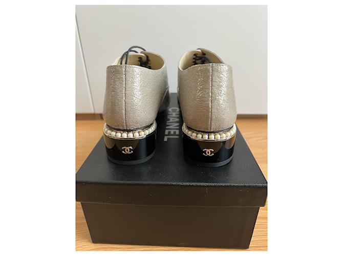 pompe/Taglia derby CHANEL 36,5 Nero Beige - vista 5