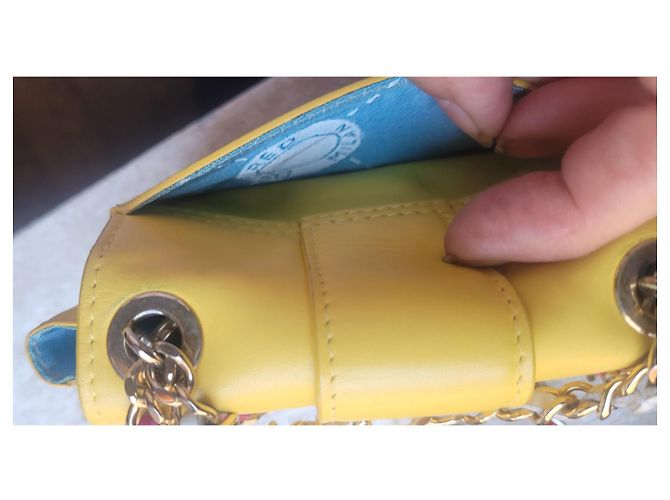 Dsquared2 Dsquared-Tasche2 Minitasche mit Schultergurt Gelb - Ansicht 10
