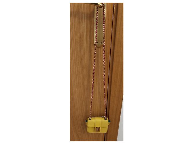 Dsquared2 Dsquared-Tasche2 Minitasche mit Schultergurt Gelb - Ansicht 4