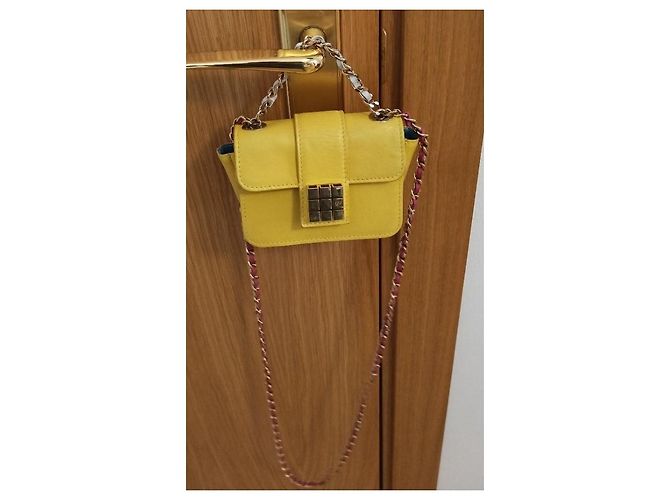 Dsquared2 Dsquared-Tasche2 Minitasche mit Schultergurt Gelb - Ansicht 5