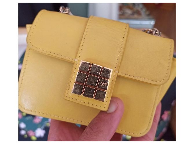 Dsquared2 Dsquared-Tasche2 Minitasche mit Schultergurt Gelb - Ansicht 6
