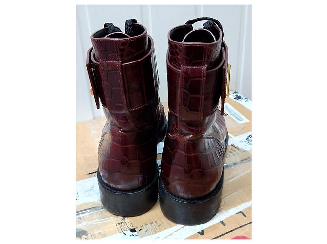 Louis Vuitton Stivale Louis Vuittton Wonderland in pelle rosso bordeaux 38.5 - vista 4