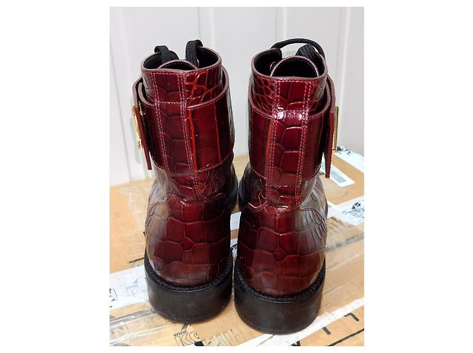 Louis Vuitton Stivale Louis Vuittton Wonderland in pelle rosso bordeaux 38.5 - vista 5