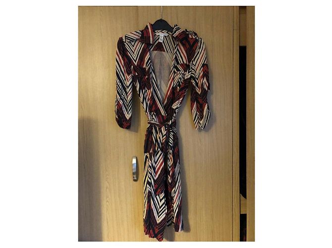 Diane Von Furstenberg Vintage Utility-Wickelkleid aus Seide von DvF Mehrfarben - Ansicht 6