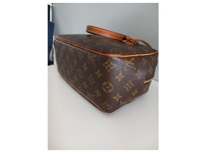 Cité Louis Vuitton Cite MM Borsa a spalla Monogram Marrone - vista 3