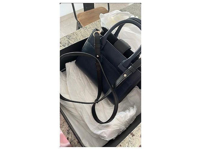Borsa a mano Chanel Neo Executive in pelle blu navy - vista 3