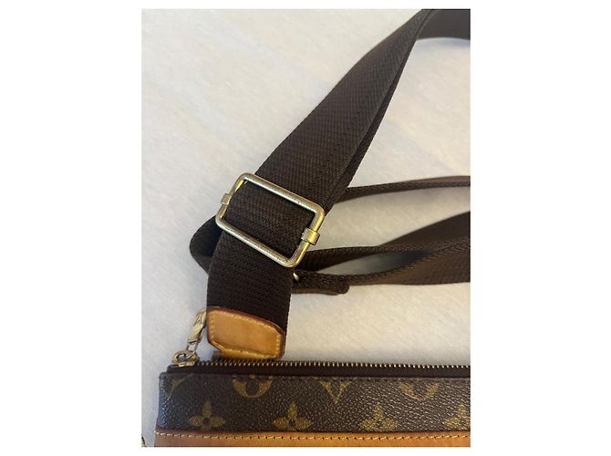 Sac bandoulière Louis Vuitton marron - vue 6