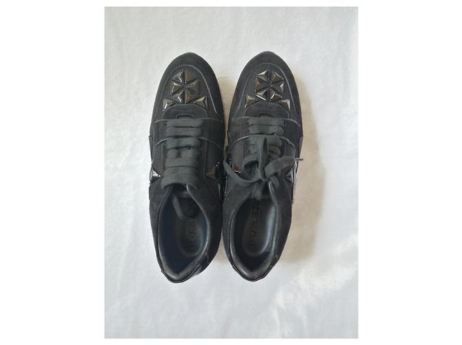 Sneaker Burberry in velluto nero - vista 4