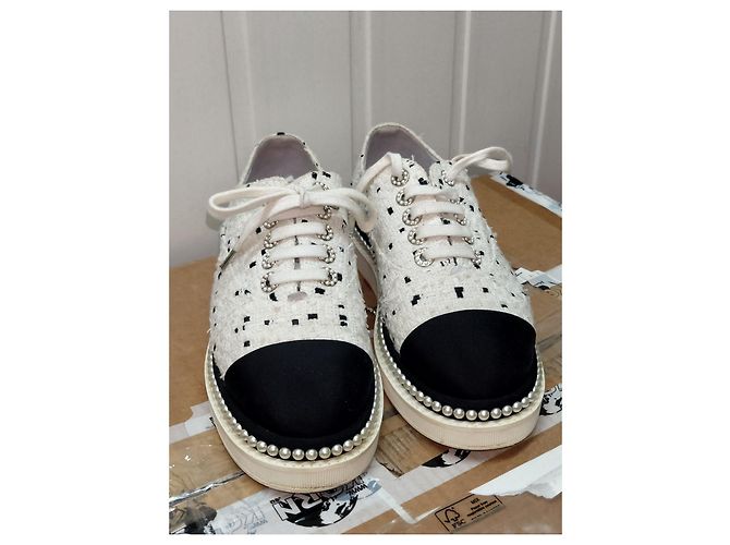 Tweed bianco Chanel/Sneaker in tessuto con lacci - vista 13