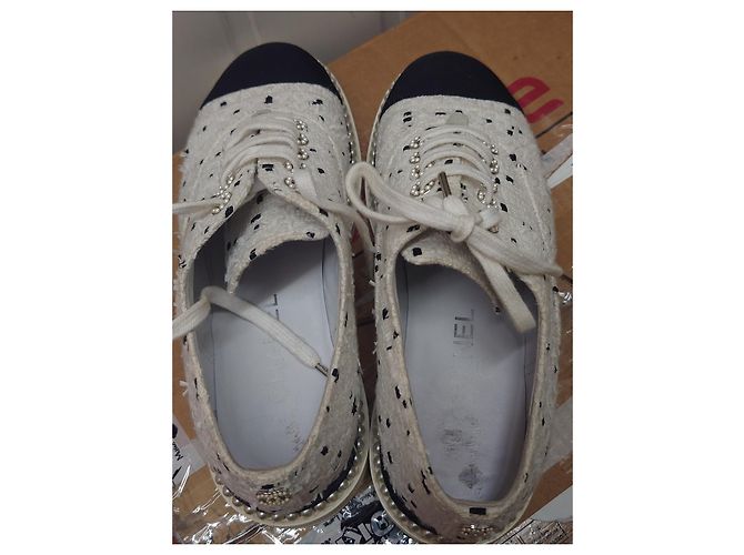 Tweed bianco Chanel/Sneaker in tessuto con lacci - vista 7