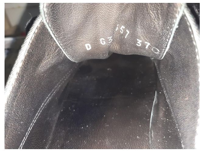 Sneaker piatta con lacci CC nero satinato Chanel Taglia 37 US 7 UK 4 AU 6 - vista 6