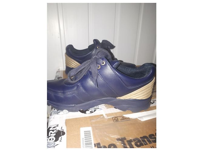 Chanel blu/Sneakers stringate con logo CC in pelle color oro 37 US 7 UK 4 D'oro - vista 14