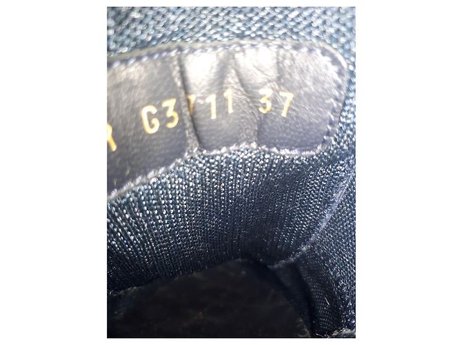 Chanel blu/Sneakers stringate con logo CC in pelle color oro 37 US 7 UK 4 D'oro - vista 8