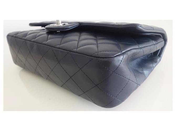 Timeless Borsa media Chanel Classic Blu navy - vista 11
