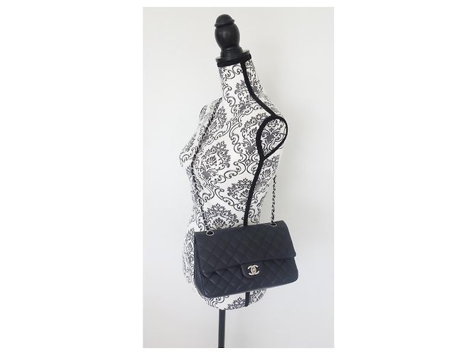 Timeless Borsa media Chanel Classic Blu navy - vista 9