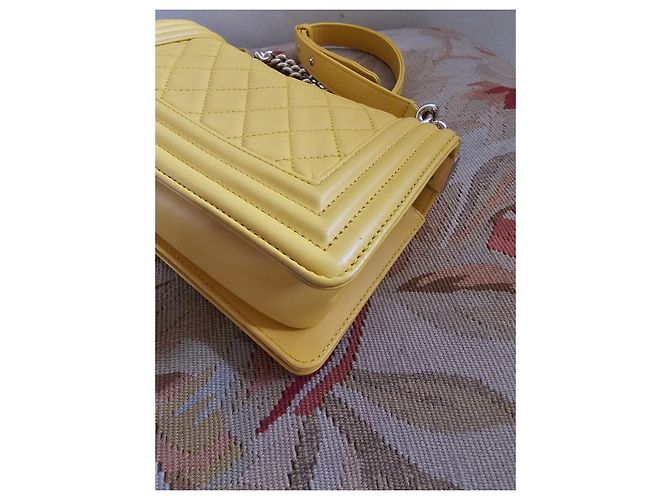 Borsa Chanel Boy piccola in pelle gialla Giallo - vista 5