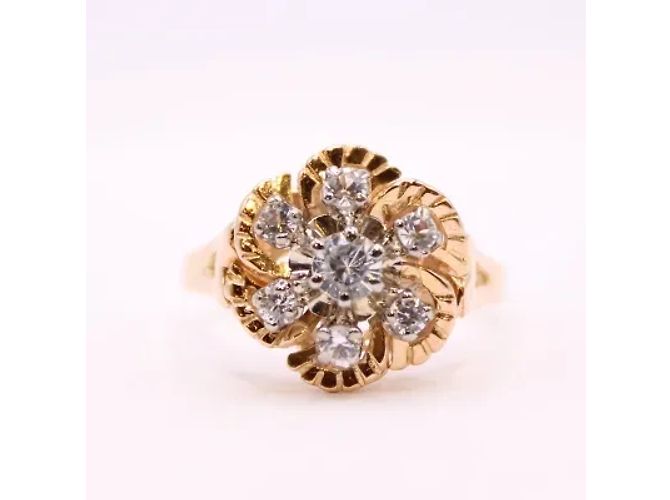 Autre Marque Anello floreale con pietre bianche in oro giallo 18 carati Gold hardware - vista 5
