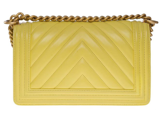 Le Boy Bolsa CHANEL Boy em couro amarelo - 101201 - vista 3