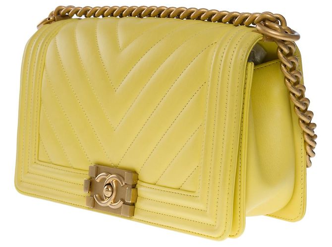 Le Boy Bolsa CHANEL Boy em couro amarelo - 101201 - vista 4
