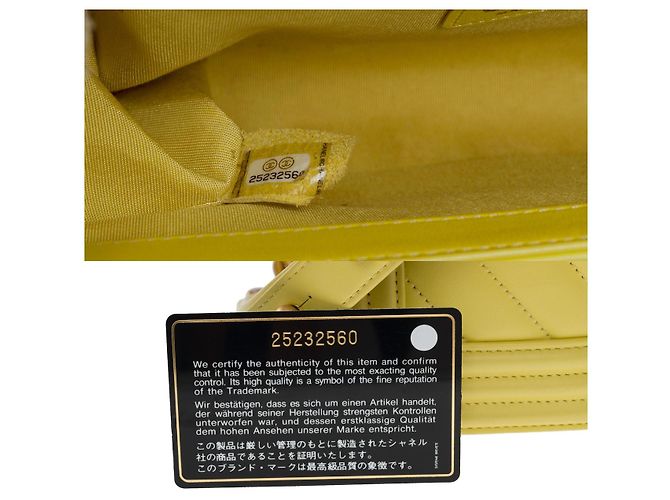 Le Boy Bolsa CHANEL Boy em couro amarelo - 101201 - vista 7