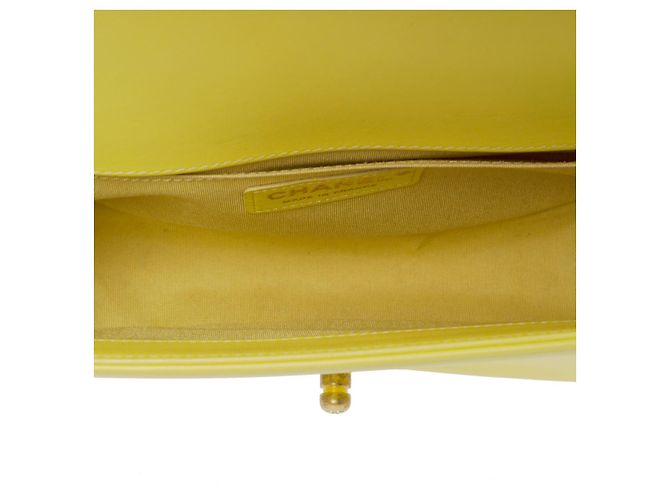 Le Boy Bolsa CHANEL Boy em couro amarelo - 101201 - vista 8