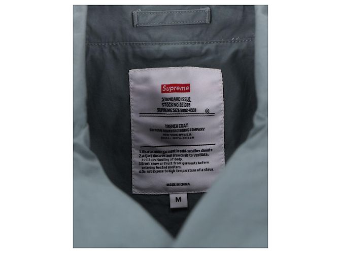 Gabardina con cinturón Supreme Black Death (SS16) EN ALGODÓN VERDE - vista 6