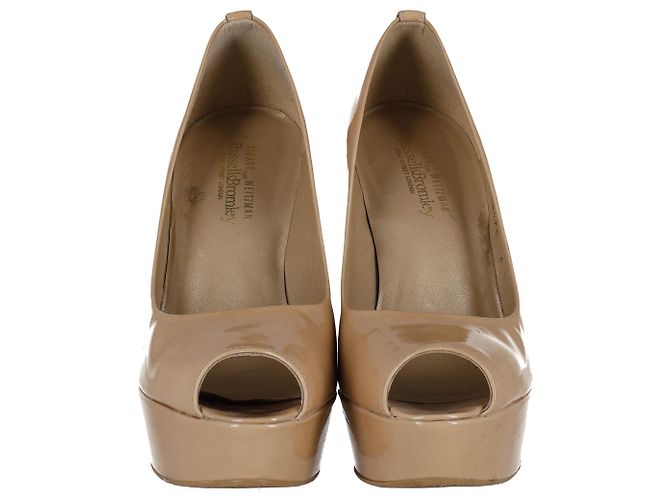 Décolleté spuntate Stuart Weitzman in vernice color carne - vista 3