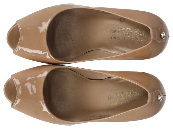 Décolleté spuntate Stuart Weitzman in vernice color carne - vista 8