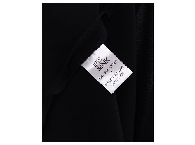 Ärmelloses Etuikleid von Iris & Ink aus schwarzem Polyester - Ansicht 6