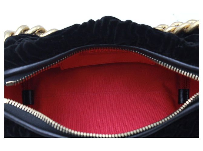 Borsa a tracolla Camellia a catena a due vie Chanel in velluto nero - vista 6