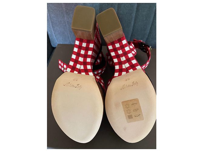 Décolleté Louis Vuitton Cruise Rosse in Cotone Rosso - vista 3