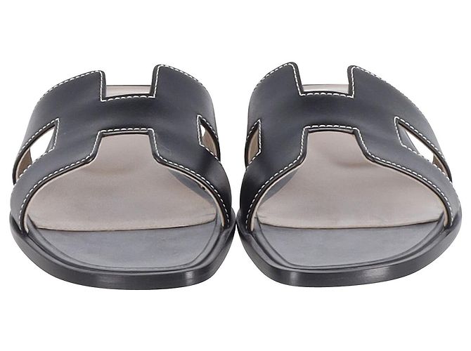 Hermès Sandali piatti Hermes Oran in pelle nera Nero - vista 2