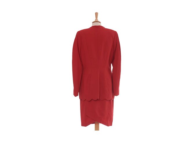 Thierry Mugler Red Suit - view 2