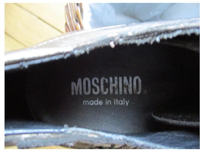 Moschino Sneakers basse,pelle verniciata oro, 43IT. D'oro - vista 5