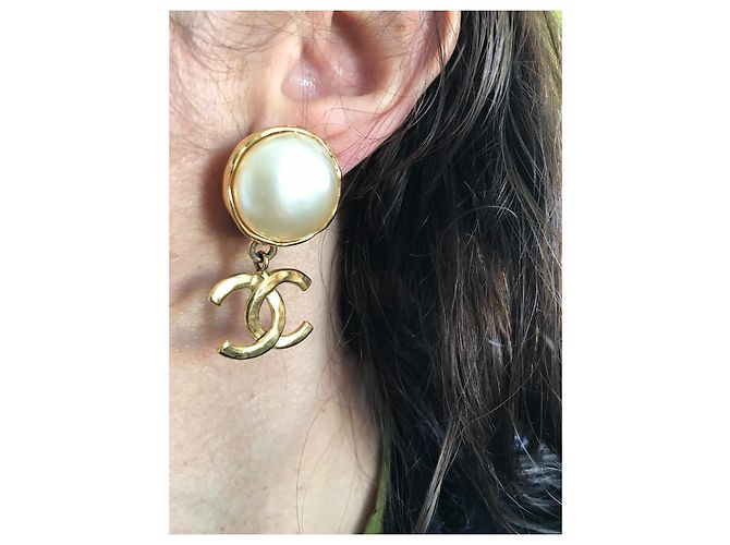 Chanel CC Logo Perlenohrringe Gold Gold hardware - Ansicht 8