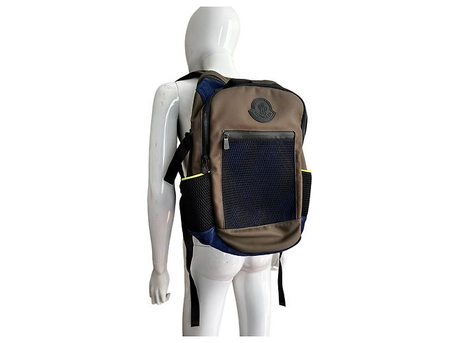 Zaino Moncler Gilles in nylon taupe - vista 5