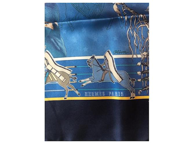 Pani lo shar di Hermès dai lati foderati Blu - vista 4