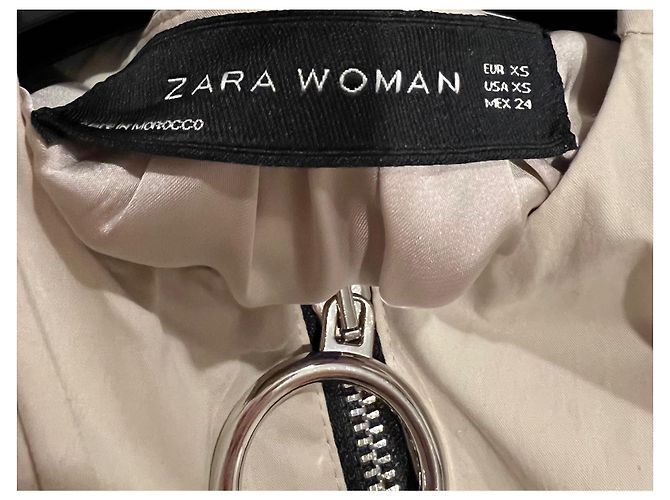 Giacca Zara in cotone beige con volant e zip argentata - vista 4