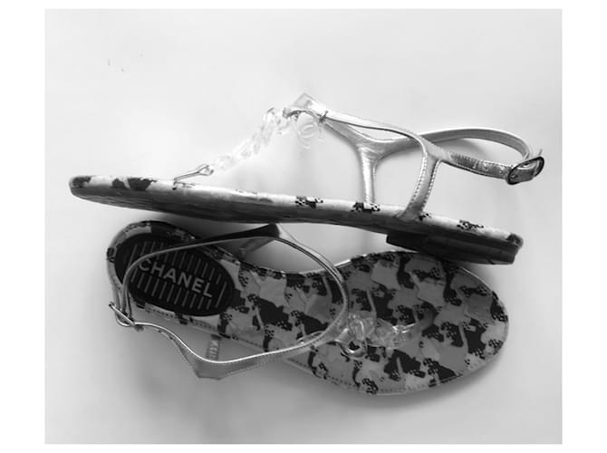 Sandali Infradito Chanel CC Pelle Argento Nero Grigio - vista 12