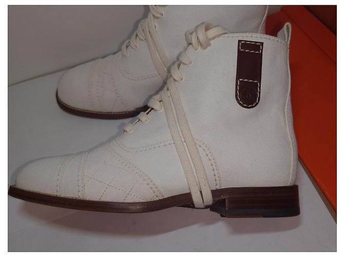 Taglia stivale con lacci in tessuto Chanel 37 US 7 UK 4 AU 6 Grigio - vista 5