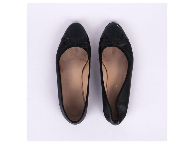 Timeless CHANEL Bailarinas T.UE 39 cuero Negro - vista 2