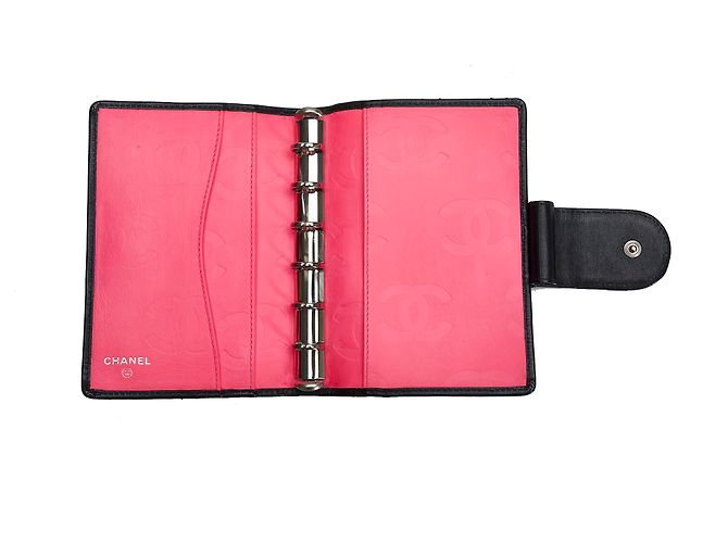 Couverture d'agenda Chanel en cuir noir Cambon Ligne - vue 5
