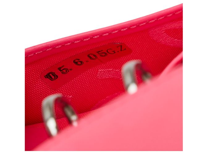 Couverture d'agenda Chanel en cuir noir Cambon Ligne - vue 8