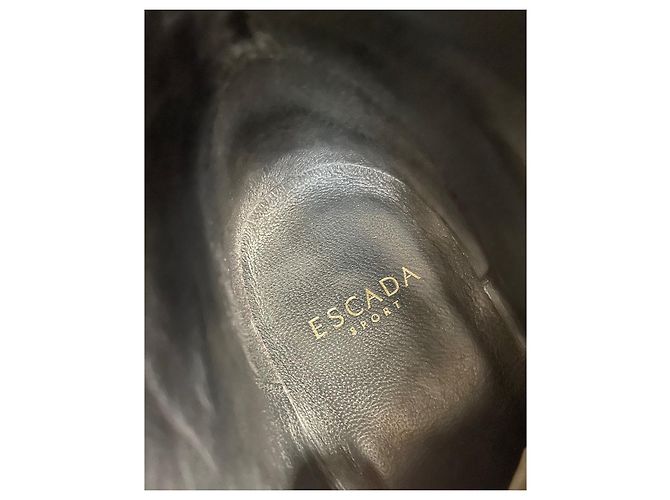 Botas de montar Escada sport 35 hebilla dorada de cuero negro Gold hardware - vista 6