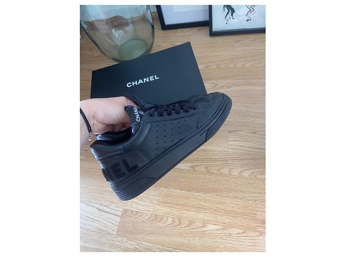 Sneakers Chanel in pelle nera 38 Nero - vista 4