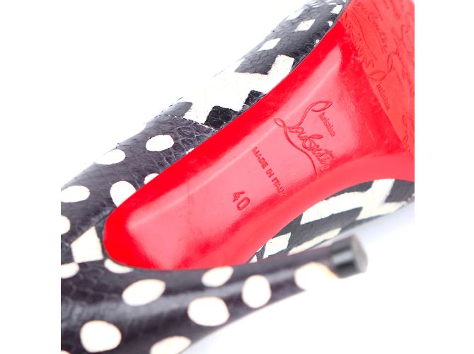 Christian Louboutin LOUBOUTIN - Plum pumps in black and white python (T40) - view 7